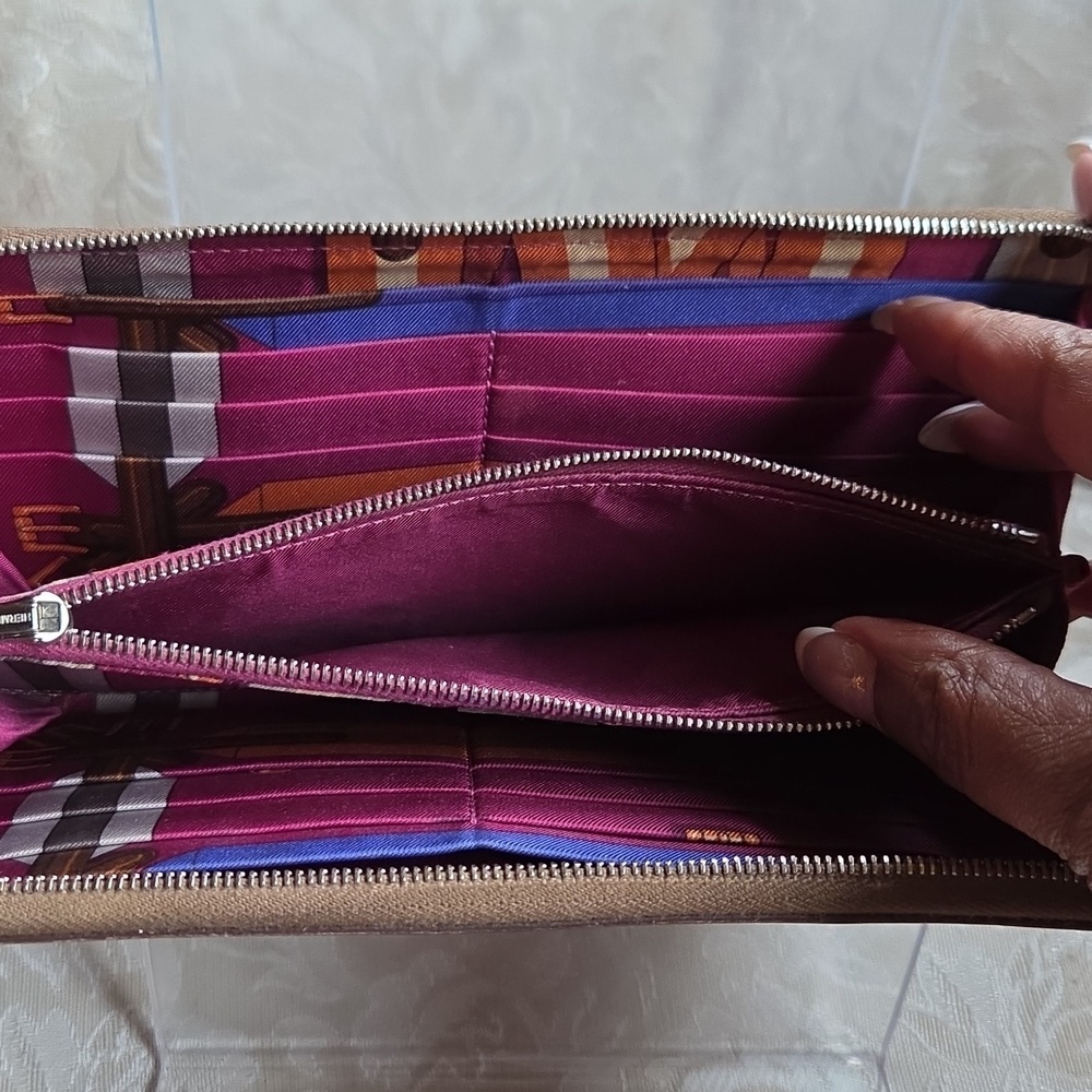 Hermes‎ Taupe Leather Wallet - Picture 4 of 6